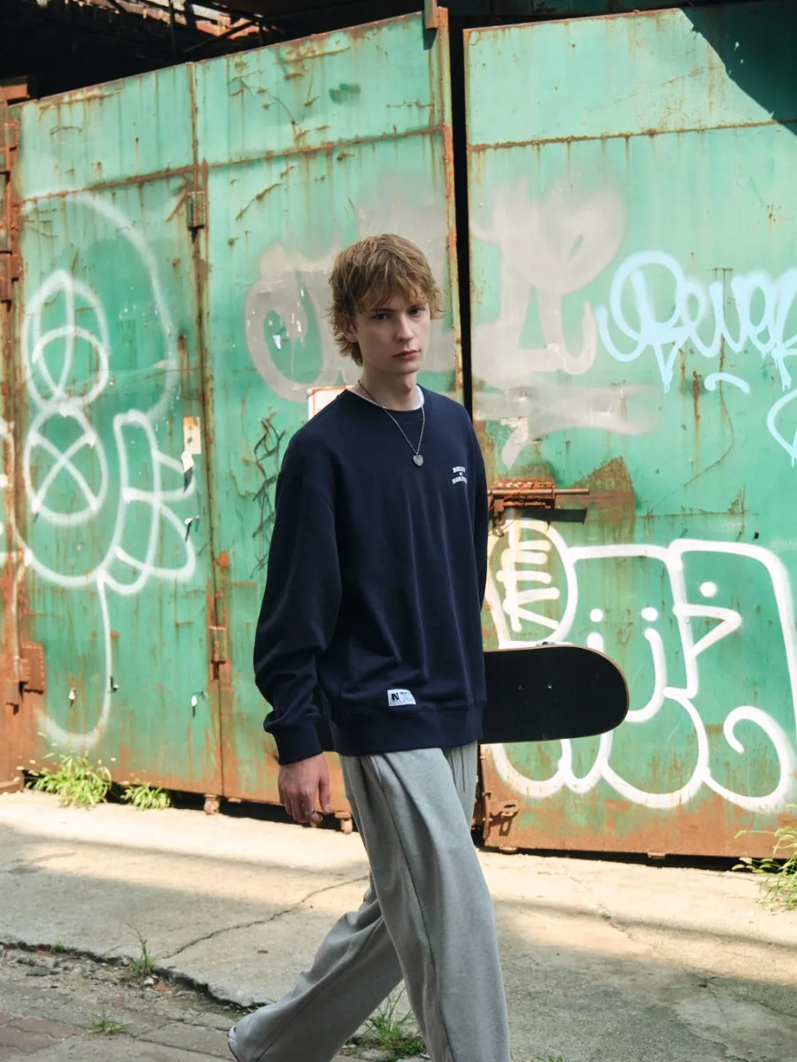 Side Pin-Tuck Sweat Pants 3